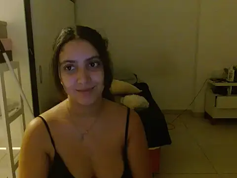 Snapshot of xBubblyBarbiexx chatting on February 2025 02:03:02 AM xBubblyBarbiexx online show from February 2025 02:03:02 AM