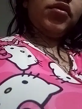 Naomy veracruz  online show from June 2026 01:01:01 PM