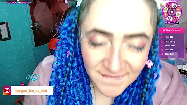 Snapshot of Meg4n_420 chatting on December 2024 08:58:01 AM Meg4n 420 online show from December 2024 08:58:01 AM