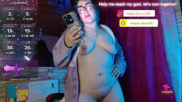 Snapshot of Meg4n_420 chatting on March 2025 03:09:02 AM Meg4n 420 online show from March 2025 03:09:02 AM