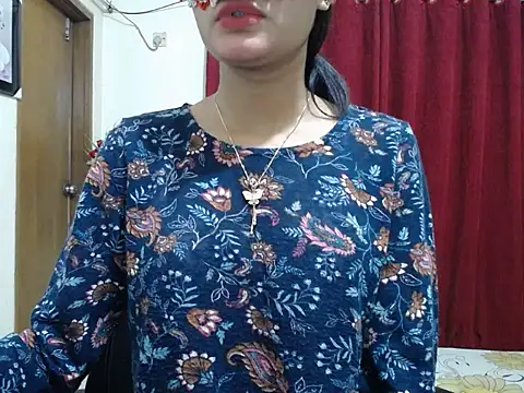 taisina online show from February 2025 08:03:02 PM