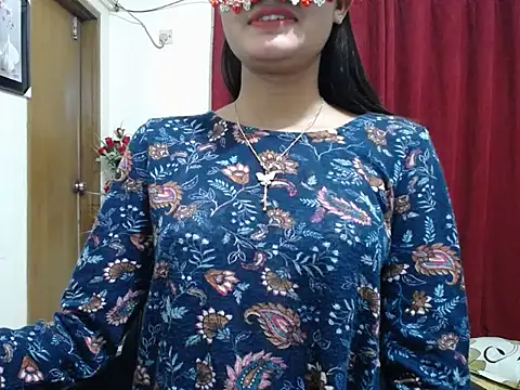 taisina online show from February 2025 11:09:01 PM