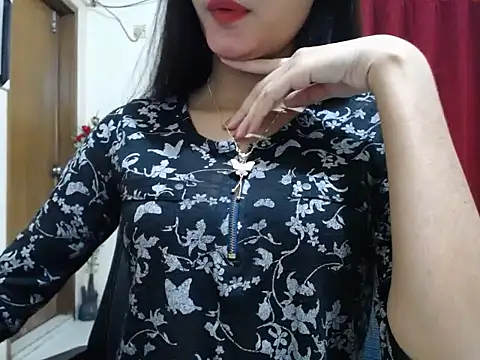 taisina online show from February 2025 07:56:02 PM