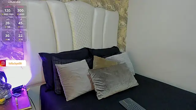 LollaByer online show from February 2025 09:00:01 PM