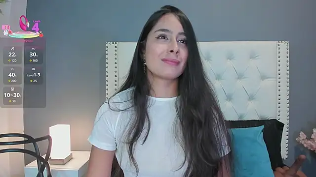 Snapshot of Julia_Martinez_ chatting on September 2025 11:43:01 AM Julia Martinez online show from September 2025 11:43:01 AM