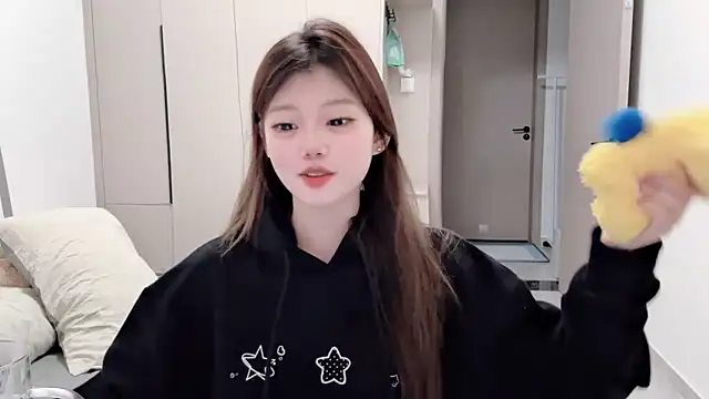 Snapshot of yangyang-1115 chatting on September 2025 05:13:01 AM yangyang-1115 online show from September 2025 05:13:01 AM