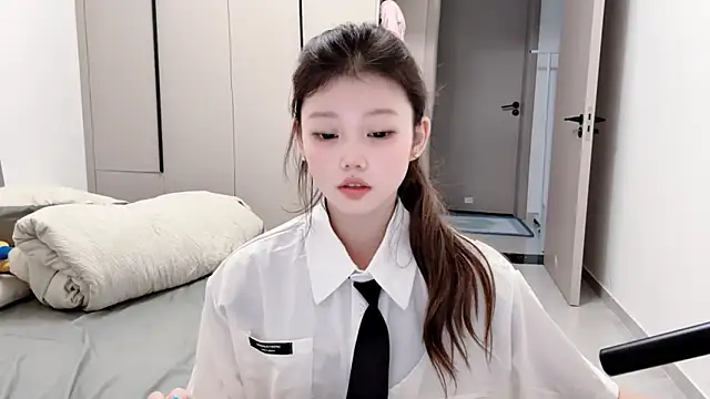 Snapshot of yangyang-1115 chatting on October 2025 03:53:01 PM yangyang-1115 online show from October 2025 03:53:01 PM