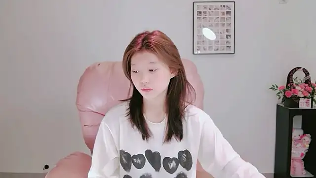 yangyang-1115 online show from May 2026 05:02:01 AM