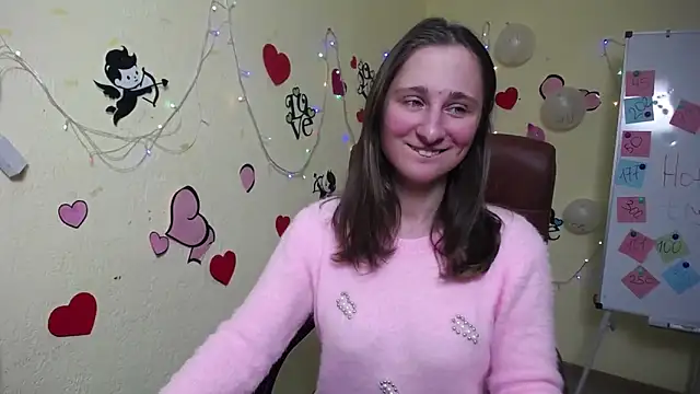 Snapshot of MichelLeee chatting on February 2025 03:10:01 PM MichelLeee online show from February 2025 03:10:01 PM