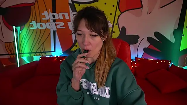 Snapshot of DreamyLinaa chatting on January 2025 06:49:01 AM DreamyLinaa online show from January 2025 06:49:01 AM