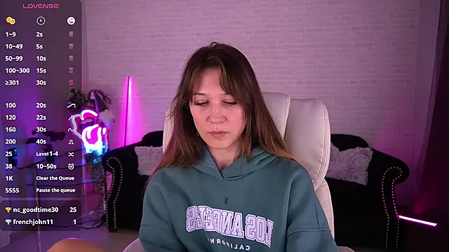 Snapshot of DreamyLinaa chatting on January 2025 10:34:01 AM DreamyLinaa online show from January 2025 10:34:01 AM