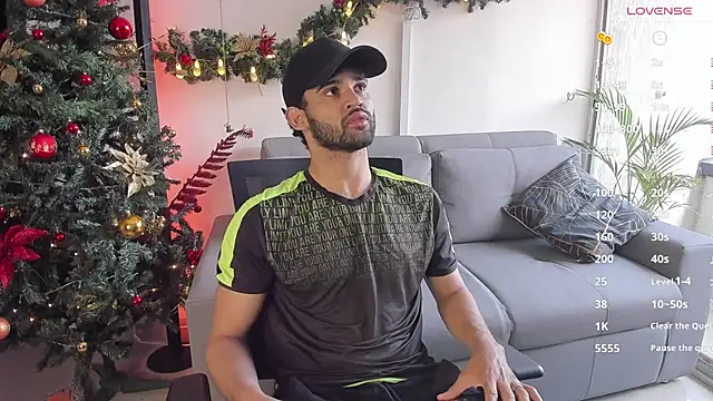 andrewChris  online show from December 2024 02:49:02 PM