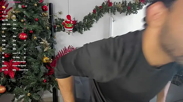 andrewChris  online show from December 2024 01:03:01 PM