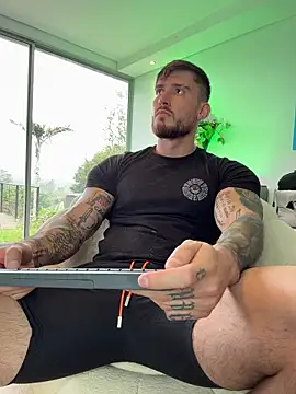 DimitriSullivan  online show from November 2025 05:56:01 PM