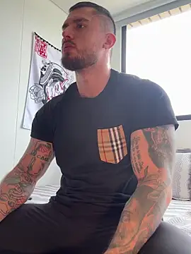 DimitriSullivan  online show from May 2026 02:33:01 PM