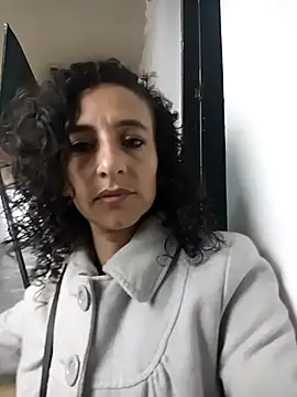 AriannaRussell  online show from April 2026 12:36:01 PM