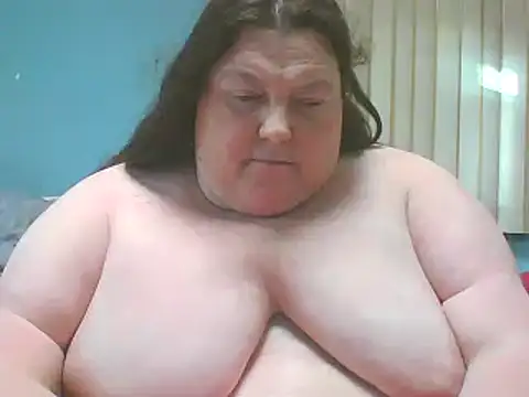 Honeybee2025 online show from January 2025 10:08:02 PM