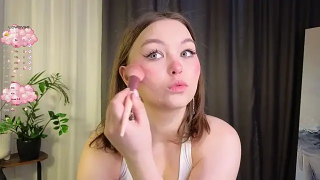 GwendolynFinch online show from March 2025 01:03:02 AM