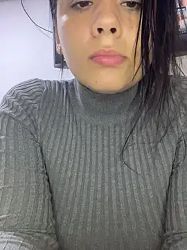 Leyna Kenet online show from February 2026 03:32:02 AM