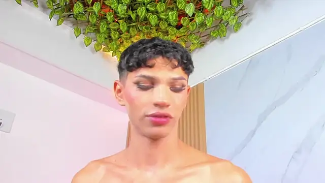 im sebaslopez online show from May 2026 12:07:01 AM