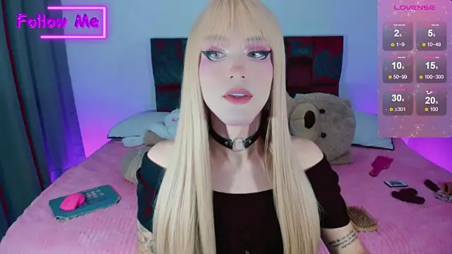 Snapshot of Kirmyy_ chatting on January 2025 04:39:02 AM Kirmyy online show from January 2025 04:39:02 AM