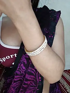 xpihu online show from August 2026 06:22:01 PM
