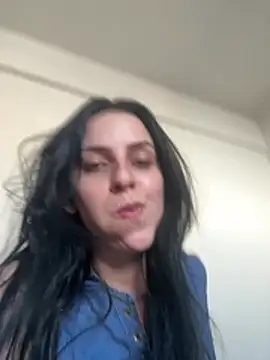 Morguisssz online show from May 2026 06:05:01 PM