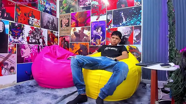 Jeffry wolvess online show from December 2024 11:52:02 AM