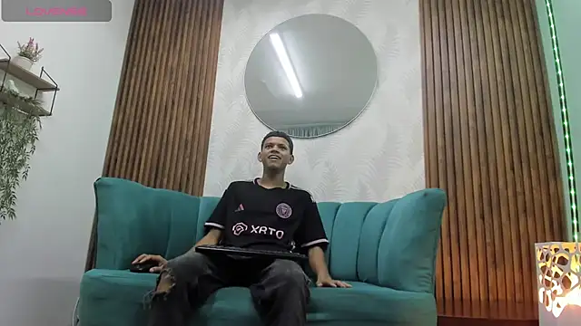 Jeffry wolvess online show from February 2025 11:55:01 AM