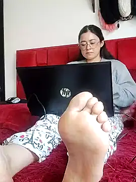 Snapshot of GoddessKarla chatting on February 2025 01:44:01 PM GoddessKarla online show from February 2025 01:44:01 PM