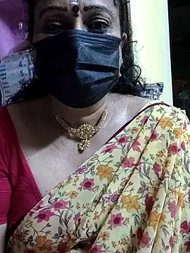 Snapshot of rekha_naier chatting on February 2025 10:48:02 PM rekha naier online show from February 2025 10:48:02 PM