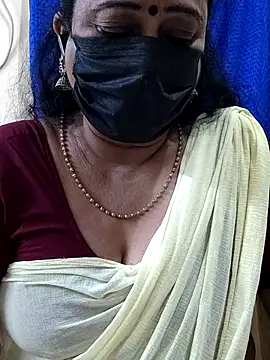 Snapshot of rekha_naier chatting on December 2025 05:52:02 PM rekha naier online show from December 2025 05:52:02 PM