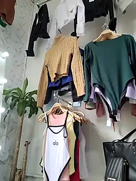 SarahXRusso online show from December 2024 08:23:02 PM