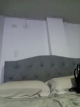 SarahXRusso online show from February 2025 04:37:01 AM