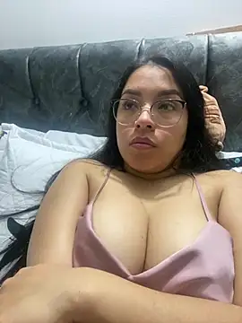 Alice taylor1  online show from January 2025 01:42:02 AM