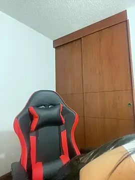 Alice taylor1  online show from January 2025 02:15:01 AM