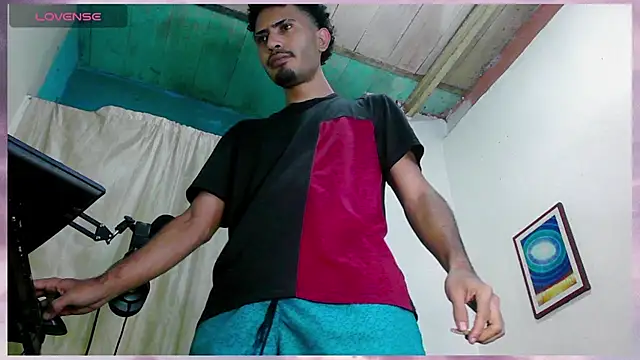 Snapshot of coleman160 chatting on December 2024 07:59:02 PM coleman160 online show from December 2024 07:59:02 PM