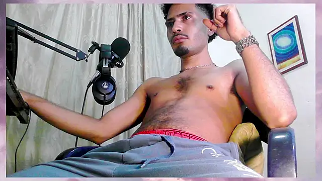 Snapshot of coleman160 chatting on December 2024 09:11:02 AM coleman160 online show from December 2024 09:11:02 AM