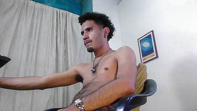 Snapshot of coleman160 chatting on January 2025 02:37:02 AM coleman160 online show from January 2025 02:37:02 AM