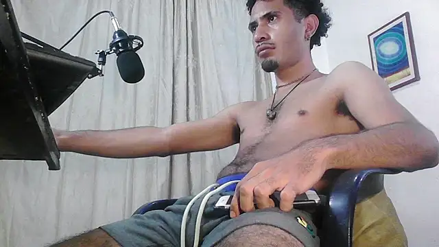 Snapshot of coleman160 chatting on January 2025 02:35:01 AM coleman160 online show from January 2025 02:35:01 AM