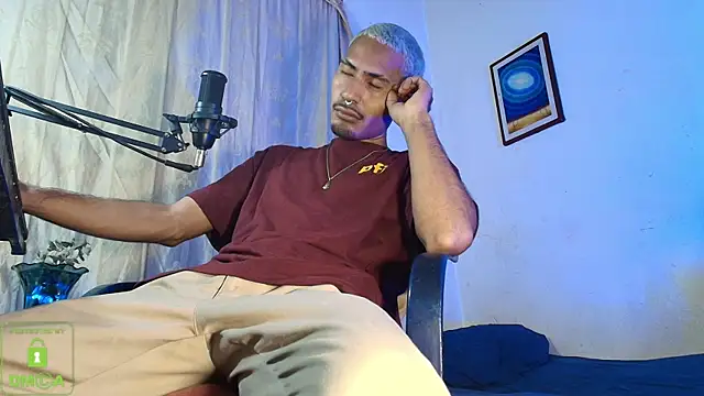 Snapshot of coleman160 chatting on September 2025 05:01:01 PM coleman160 online show from September 2025 05:01:01 PM