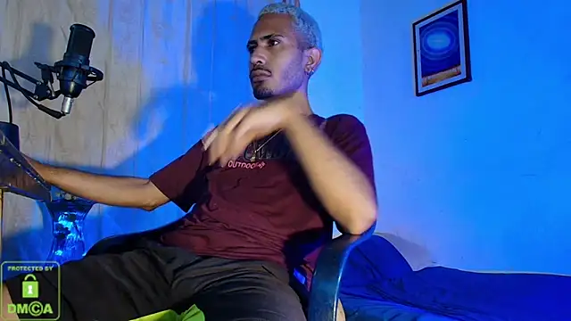 Snapshot of coleman160 chatting on September 2025 07:03:02 PM coleman160 online show from September 2025 07:03:02 PM