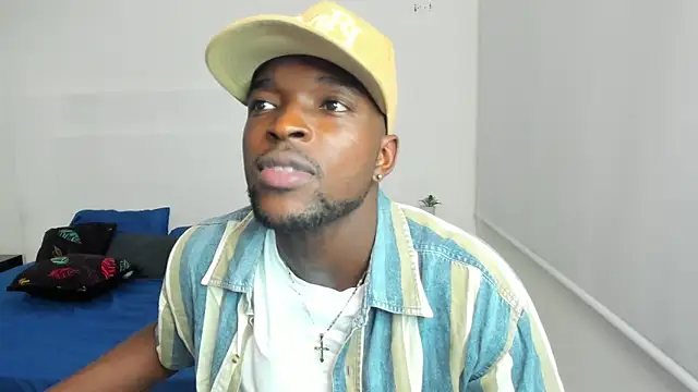 Snapshot of Dylan_Taylor chatting on February 2025 10:09:02 AM Dylan Taylor online show from February 2025 10:09:02 AM