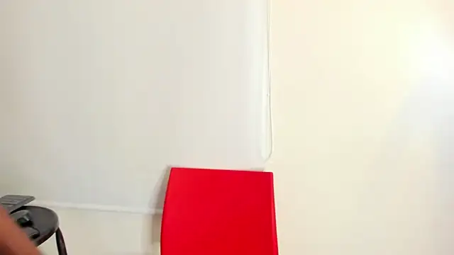 Snapshot of Dylan_Taylor chatting on February 2025 05:25:01 AM Dylan Taylor online show from February 2025 05:25:01 AM