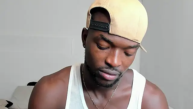 Snapshot of Dylan_Taylor chatting on March 2025 06:48:01 AM Dylan Taylor online show from March 2025 06:48:01 AM