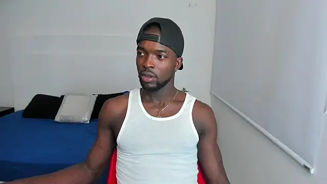 Snapshot of Dylan_Taylor chatting on March 2025 03:40:01 AM Dylan Taylor online show from March 2025 03:40:01 AM