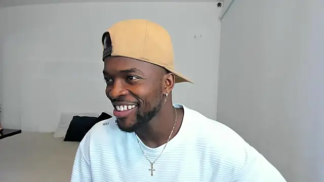 Snapshot of Dylan_Taylor chatting on March 2025 03:02:02 AM Dylan Taylor online show from March 2025 03:02:02 AM