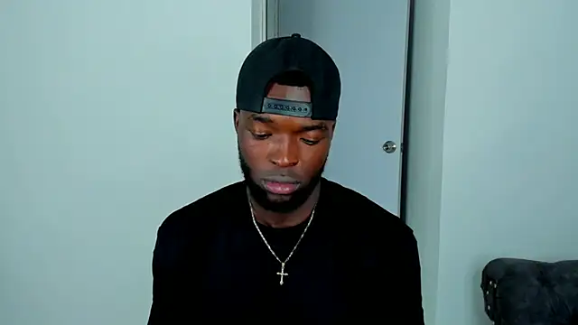 Snapshot of Dylan_Taylor chatting on September 2025 03:56:01 AM Dylan Taylor online show from September 2025 03:56:01 AM