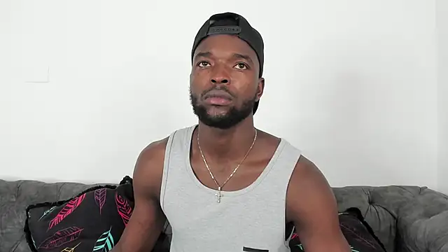 Snapshot of Dylan_Taylor chatting on October 2025 01:39:03 AM Dylan Taylor online show from October 2025 01:39:03 AM