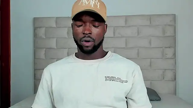 Snapshot of Dylan_Taylor chatting on November 2025 12:38:02 PM Dylan Taylor online show from November 2025 12:38:02 PM